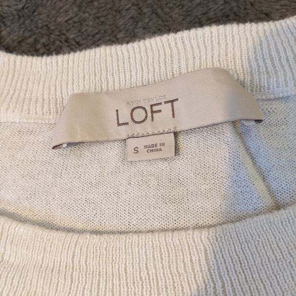 LOFT Lace Sleeve White Sweater - Picture 4 of 4